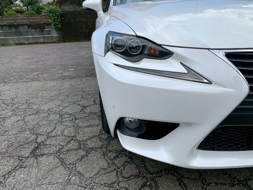 【お車探し】お客様のご要望に応じて、仕入れのプロがお客様と一緒にご希望のお車をお探しさせて頂くサービスをご提供しています。ご遠慮なくお申し出ください。