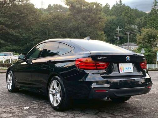 【仮審査申込】当社公式LINEから詳しくご案内しています。まずは、次の①～③の中からやりやすい方法で友達追加をお願いします。