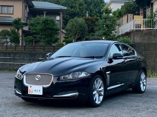 【お車探し】お客様のご要望に応じて、仕入れのプロがお客様と一緒にお車をお探しさせて頂くサービスを展開しております。