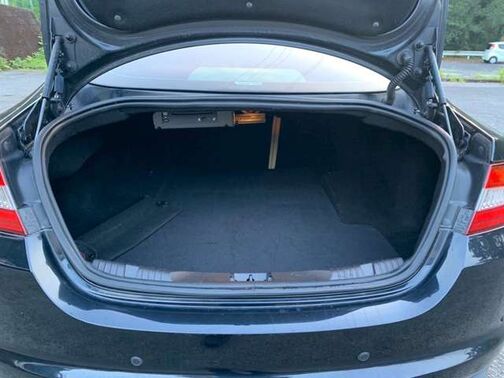 ご返信頂くと、当社の自社ローンの特徴について、詳しくご案内させて頂きますので、まずは公式LINEの友達登録をお願いします