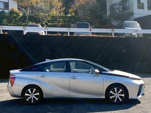 【点検整備】当社の点検整備は消耗品やオイル交換もしています。
点検箇所の写真やコンピューター診断の結果は全て写真を撮って保存してあります。ご安心ください。