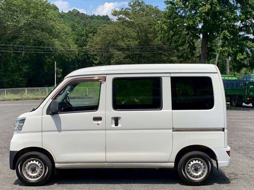 【買取・下取り】当社は他のお店で購入した時でも買取いたします。買取下取り金額は他の買い取りセンターで出た最終金額を提示してください。現金を持って引き取り致します。