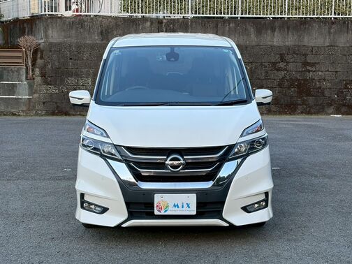 【廃車の無料引取り】当社は他社で購入された場合でも走行不能車や廃車の無料引き取り大歓迎です。「LINEでお問い合わせ」から車検証・車両の写真とご希望金額をお送りください