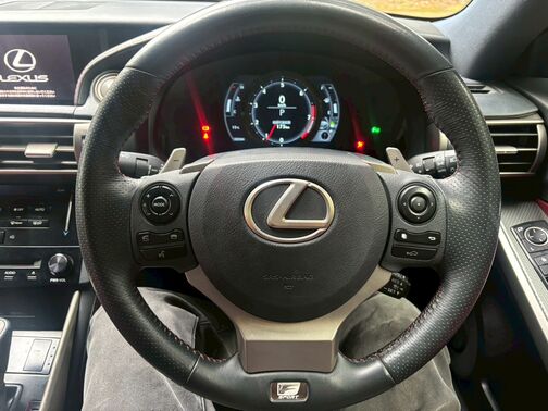 【仮審査】公式LINE ID　@567fslwuを友達追加よろしくお願いいたします。