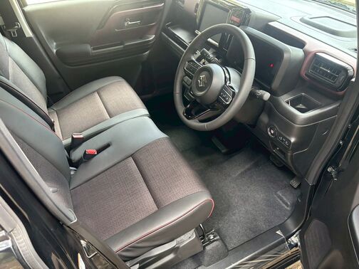 仮審査は公式LINEから簡単にお申し込み頂けます。LINEで上記QRコードを読み込んでお気軽にお申し込みください。LINE ID検索の場合は@567fslwuです。