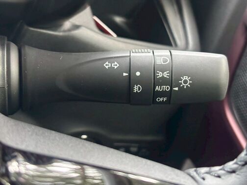 仮審査は公式LINEから簡単にお申し込み頂けます。LINEで上記QRコードを読み込んでお気軽にお申し込みください。LINE ID検索の場合は@567fslwuです。