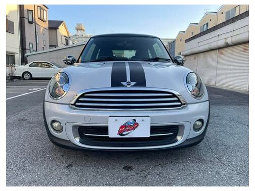 人気のブラックルーフ仕様！スタイリッシュなツートンカラーです♪