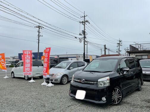 国産車 トヨタ 車内広々 ゆったり乗れる ヴォクシー 自社ローン専門 中古車販売 カーマッチ