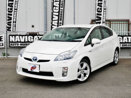 国産車 :: トヨタ :: プリウス  自社ローン専門 中古車販売 カーマッチ