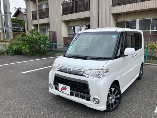 国産車 :: ダイハツ :: タントカスタム☆ベンチシート☆フラットシート