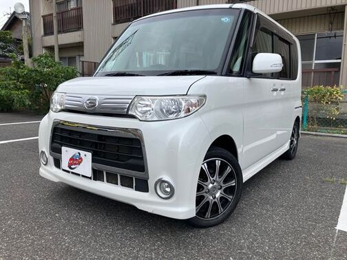 国産車 :: ダイハツ :: タントカスタム☆ベンチシート☆フラットシート