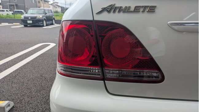 大好評のボディコーティングもご納車までに施工可能！雨染みや線傷など中古車だからと諦めていませんか？ピカピカの状態でお乗り出し頂けます！