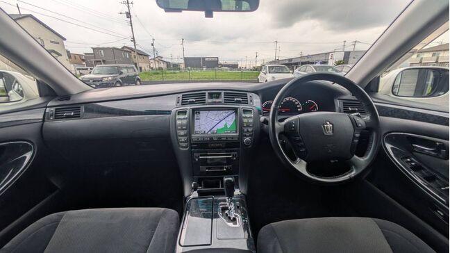 電車でお越しの際は、TXみどりの駅が最寄りとなります。事前にお電話頂ければお迎えに参ります。