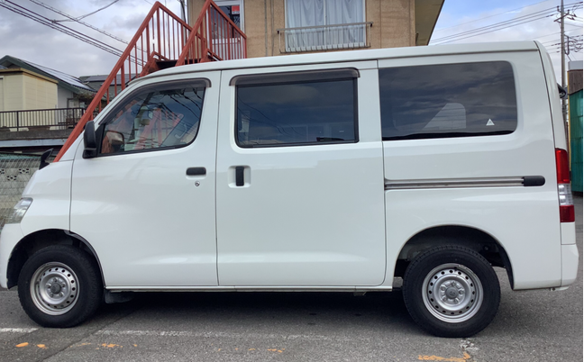 お気に入りの1台を探すお手伝いをいたします。展示車両もご用意しておりますので是非1度お立ち寄りください！