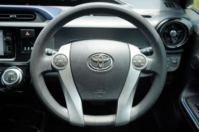 ナビ操作なども手元で操作可能ですので安心です！