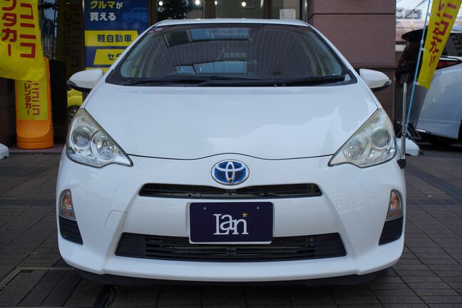 人気色の白色で大変綺麗な状態です！