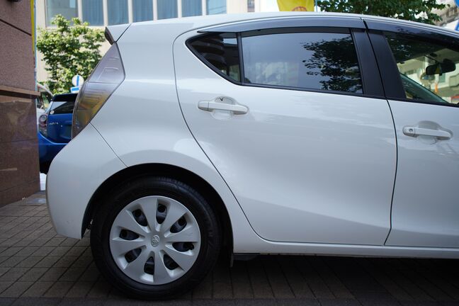 人気色の白色で大変綺麗な状態です！