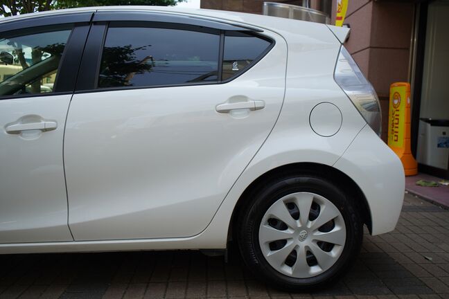 人気色の白色で大変綺麗な状態です！