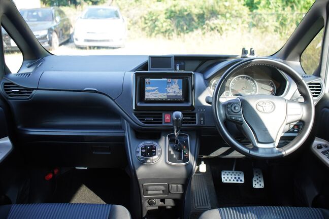 傷、汚れ等少なく綺麗なインパネ回りです！