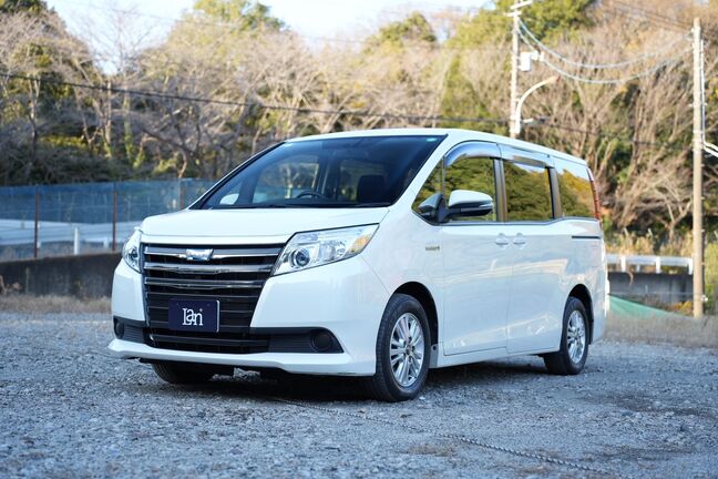 人気色の白色ボディ、大きな目立つ傷もなく綺麗な状態です！