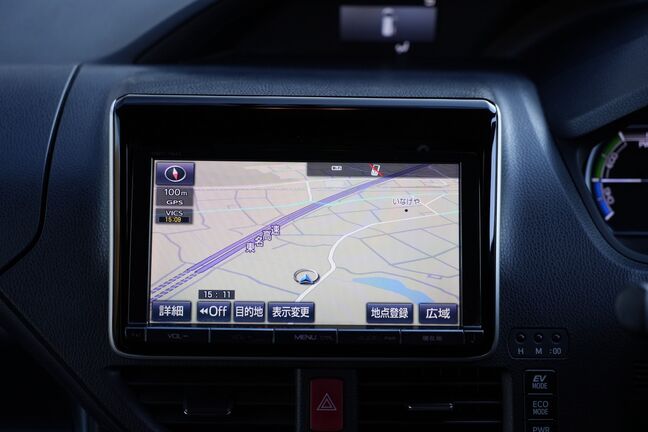 トヨタ純正ナビ装備で遠出の際も安心！