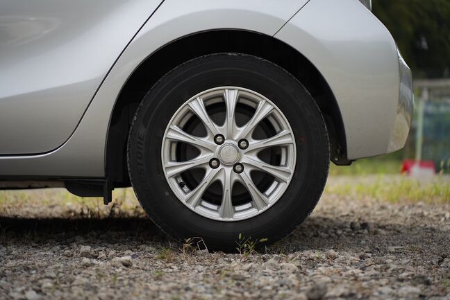 社外アルミホイール装着！【アクア】