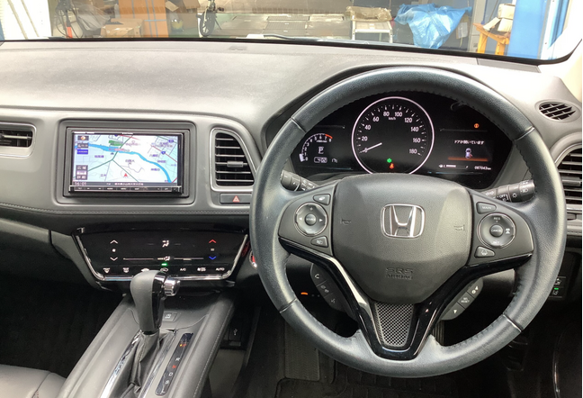 軽自動車から大型車まであらゆる車の整備が自社工場で出来ます。車検・点検・整備などアフターフォローもお任せ下さい。