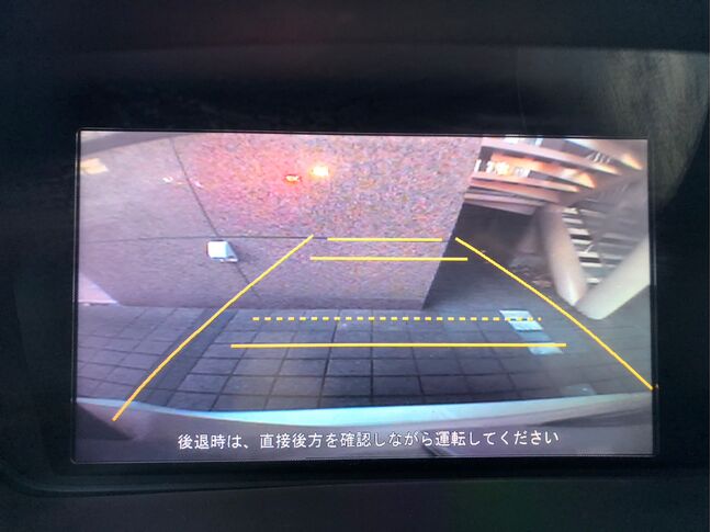 バックモニター付