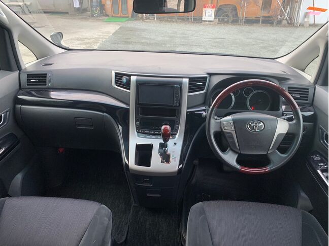 【仮審査】公式LINEにご登録いただきましたら、仮審査の資料をお送りいたします。まずは、LINE ID　@391tycnaを友達追加してください。