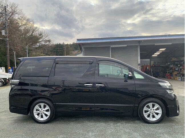 【廃車の無料引取り】当社は他社で購入された場合でも走行不能車や廃車の無料引き取り大歓迎です。「LINEでお問い合わせ」から車検証・車両の写真とご希望金額をお送りください