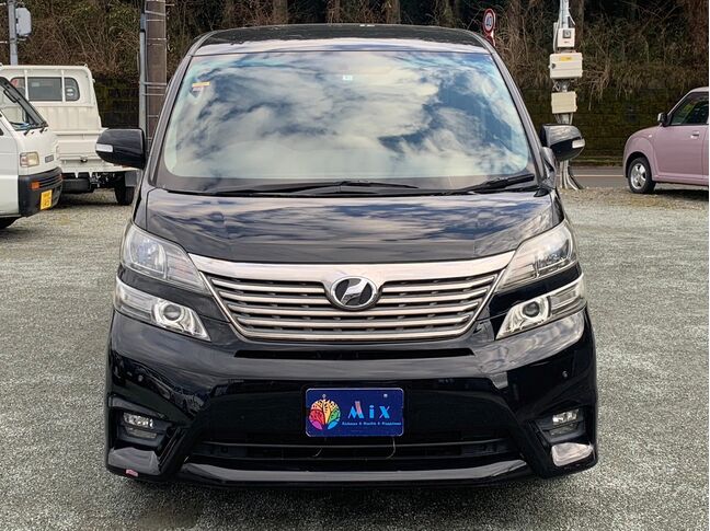 【お車探し】お客様のご要望に応じて、仕入れのプロがお客様と一緒にご希望のお車をお探しさせて頂くサービスをご提供しています。ご遠慮なくお申し出ください。