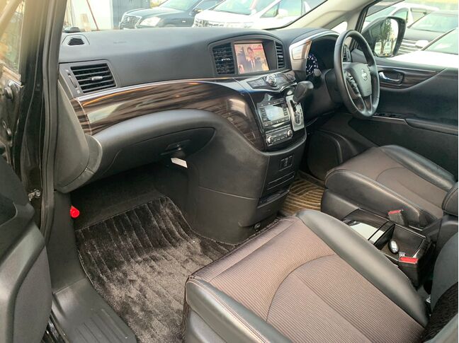 【仮審査申込】当社公式LINEから詳しくご案内しています。まずは、次の①～③の中からやりやすい方法で友達追加をお願いします。