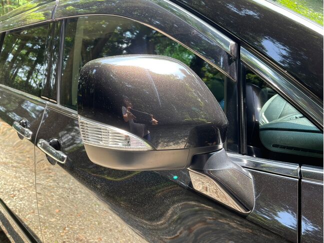 【お車探し】お客様のご要望に応じて、仕入れのプロがお客様と一緒にご希望のお車をお探しさせて頂くサービスをご提供しています。ご遠慮なくお申し出ください。