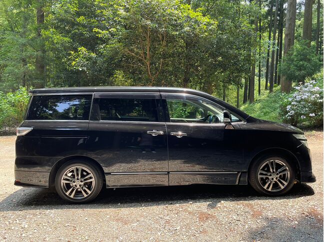 【点検整備】当社の点検整備は消耗品やオイル交換もしています。
点検箇所の写真やコンピューター診断の結果は全て写真を撮って保存してあります。ご安心ください。