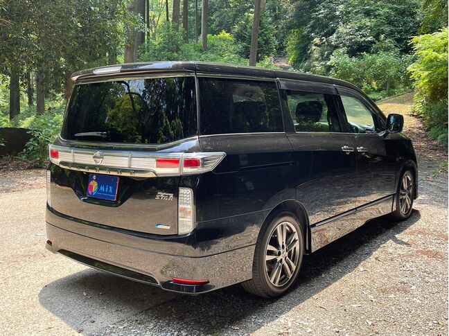 【廃車の無料引取り】当社は他社で購入された場合でも走行不能車や廃車の無料引き取り大歓迎です。「LINEでお問い合わせ」から車検証・車両の写真とご希望金額をお送りください