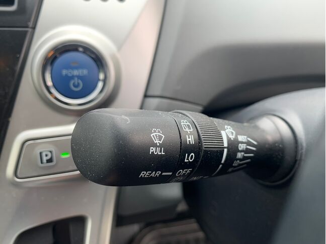 【仮審査申込】当社公式LINEから詳しくご案内しています。まずは、次の①～③の中からやりやすい方法で友達追加をお願いします。