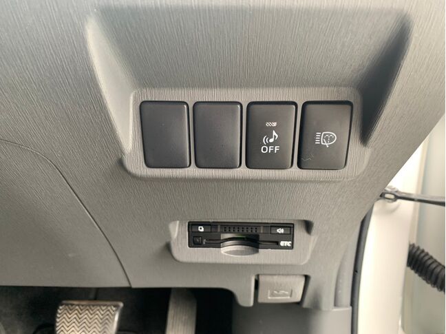 LINEをご利用でないお客様は mixllc.line@gmail.com にご連絡ください。メールでご案内を差し上げます。