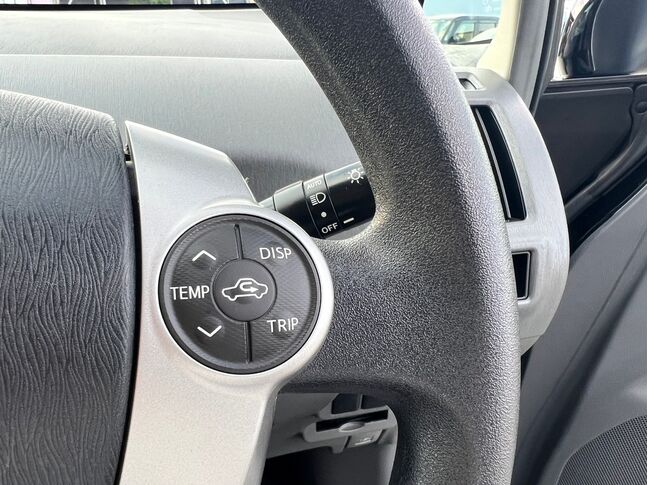 【お車探し】お客様のご要望に応じて、仕入れのプロがお客様と一緒にご希望のお車をお探しさせて頂くサービスをご提供しています。ご遠慮なくお申し出ください。