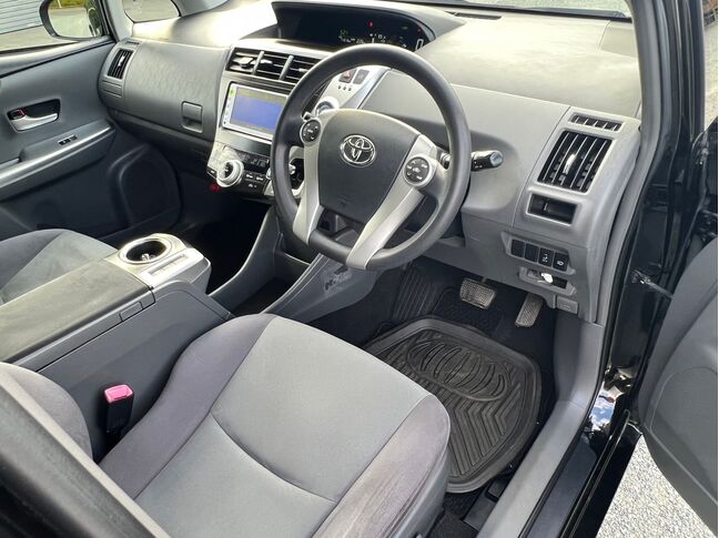 【友達追加の方法②】車両画像の2枚目のQRコードをLINEで読み込んで友達追加できます。