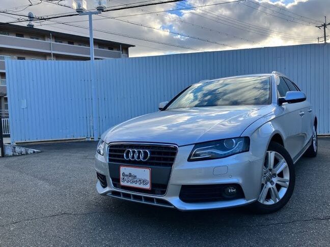 飽きの来ないシルバー