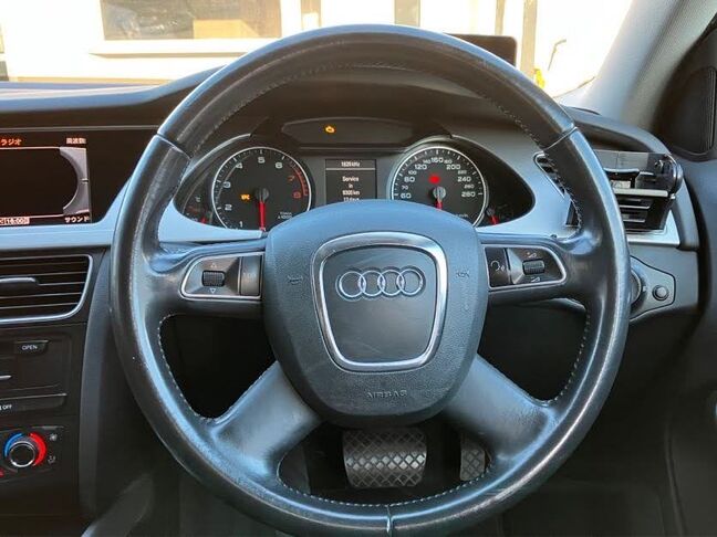 かっこいい内装