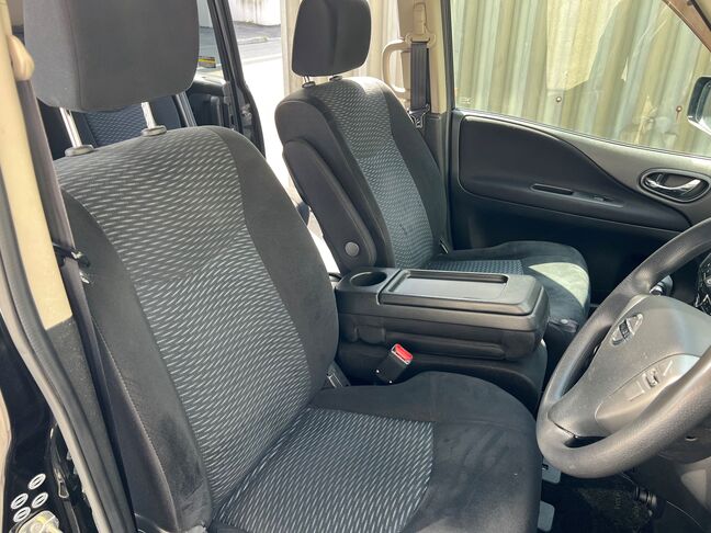内外装美車、安くても一切手抜きは致しません。