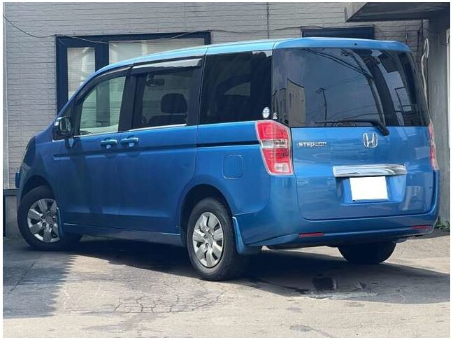 車検、オイル交換、板金等何でもご相談ください。親切・丁寧に対応致します。