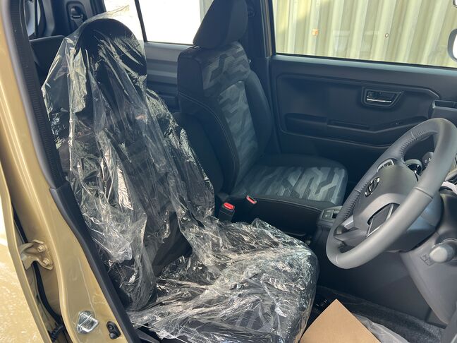 すぐにお車が必要な方に、レンタカー（保険付）をお貸出ししております。契約後、即日引渡しOKです。