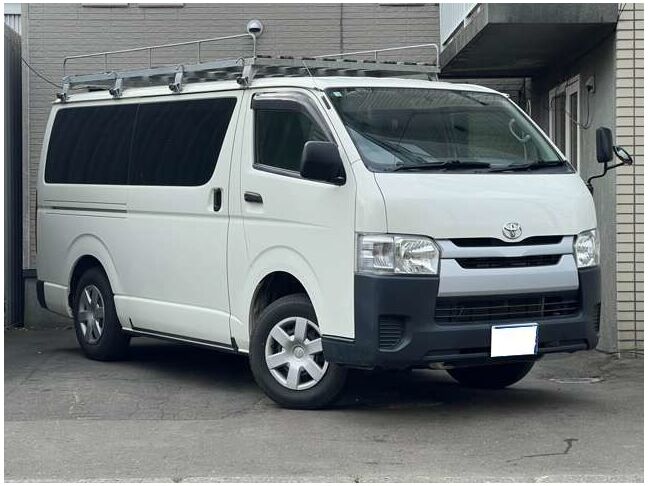当社では、お急ぎのお客様にレンタカー（保険付）を貸し出しております。即日貸出OKです。