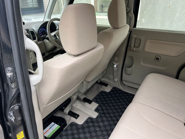 すぐにお車が必要なお客様に、無料でレンタカー（保険付）を貸し出しております。お急ぎのお客様も安心してお越しください。