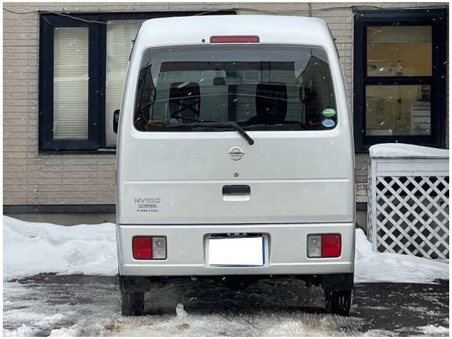 地方（札幌市外・道外）の方は、別途陸送費用と名義変更費用、車庫証明費用が掛かります。詳しくは担当金澤まで。