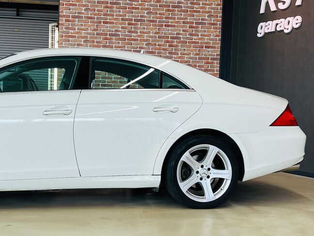 メルセデスベンツCLS350【ローン可】 ＣＬＳクラス（メルセデス・ベンツ）ＣＬＳ３５０ ブルーエフィシェン