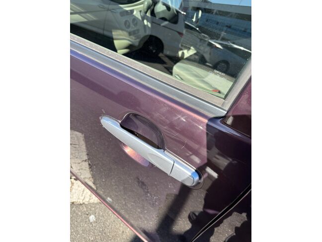 細かい傷があります。