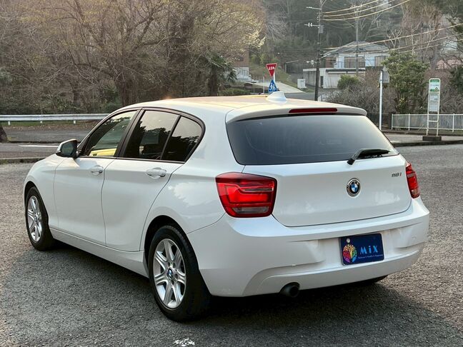 【お車探し】お客様のご要望に応じて、仕入れのプロがお客様と一緒にご希望のお車をお探しさせて頂くサービスをご提供しています。ご遠慮なくお申し出ください。